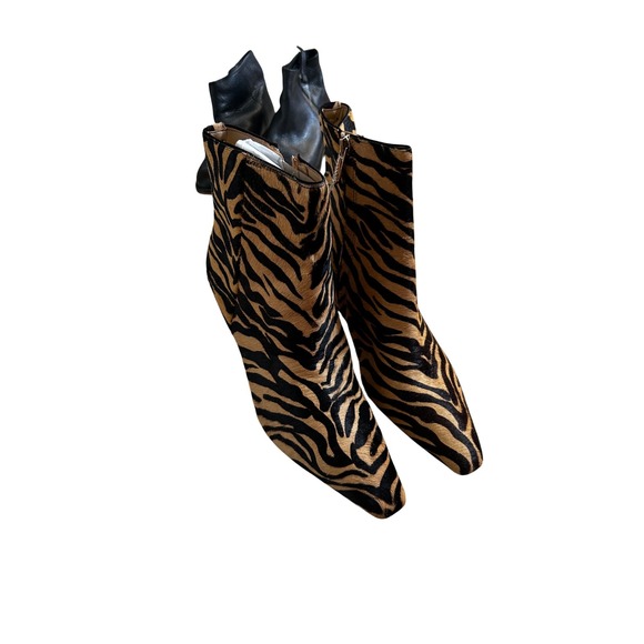Sam Edelman Animal Print Fur Ankle Boots Kitten Heel Pointed Toe Women's 7.5 - Picture 2 of 5